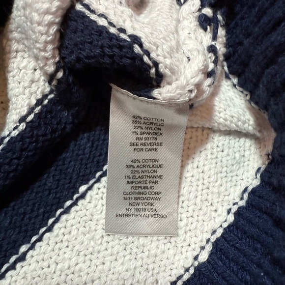 Workshop Republic Clothing Blue and White V-Neck Stripe Sweater Women Small - Picture 7 of 7